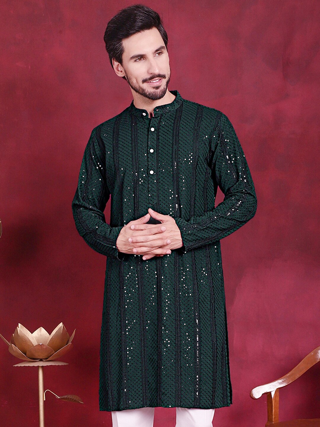 

Jompers Ethnic Motifs Embroidered Chikankari Sequined Kurta, Green