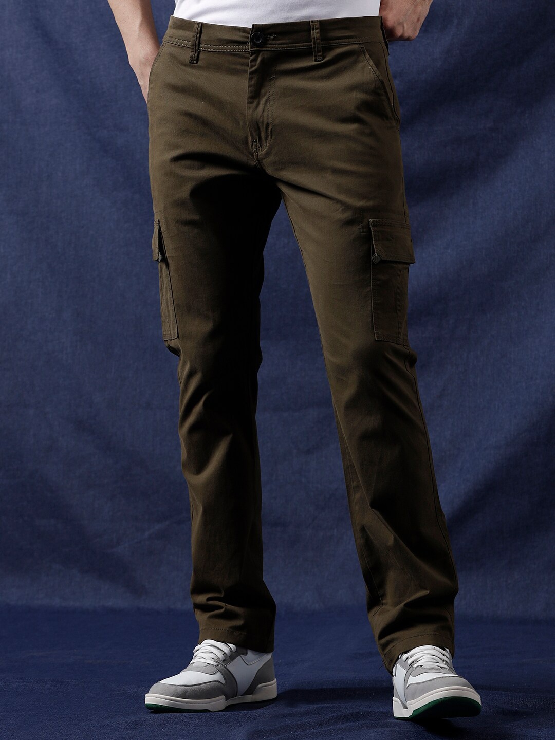 

WROGN Men Straight Fit Cargo Trouser, Brown