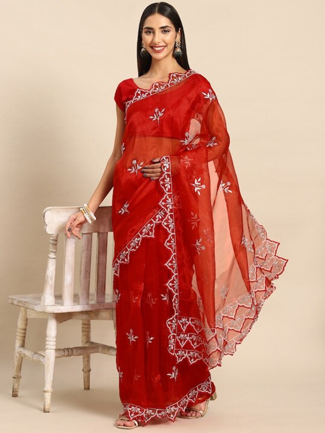

Munir Floral Embroidered Saree, Red