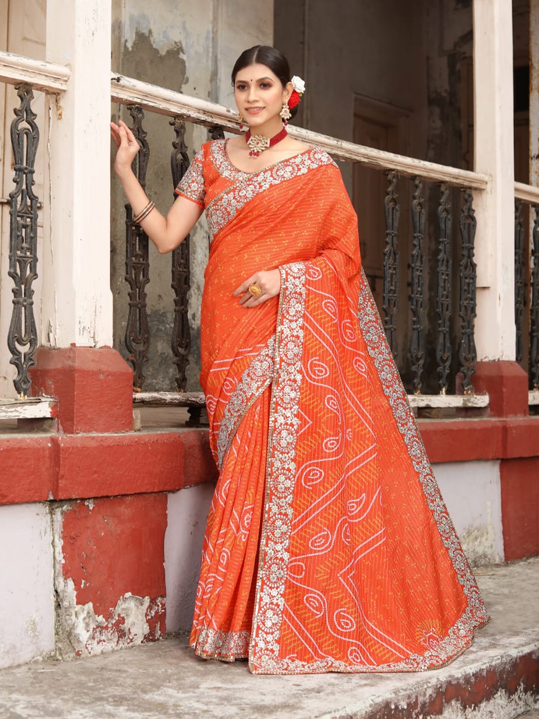 

Munir Bandhani Woven Design Saree, Red