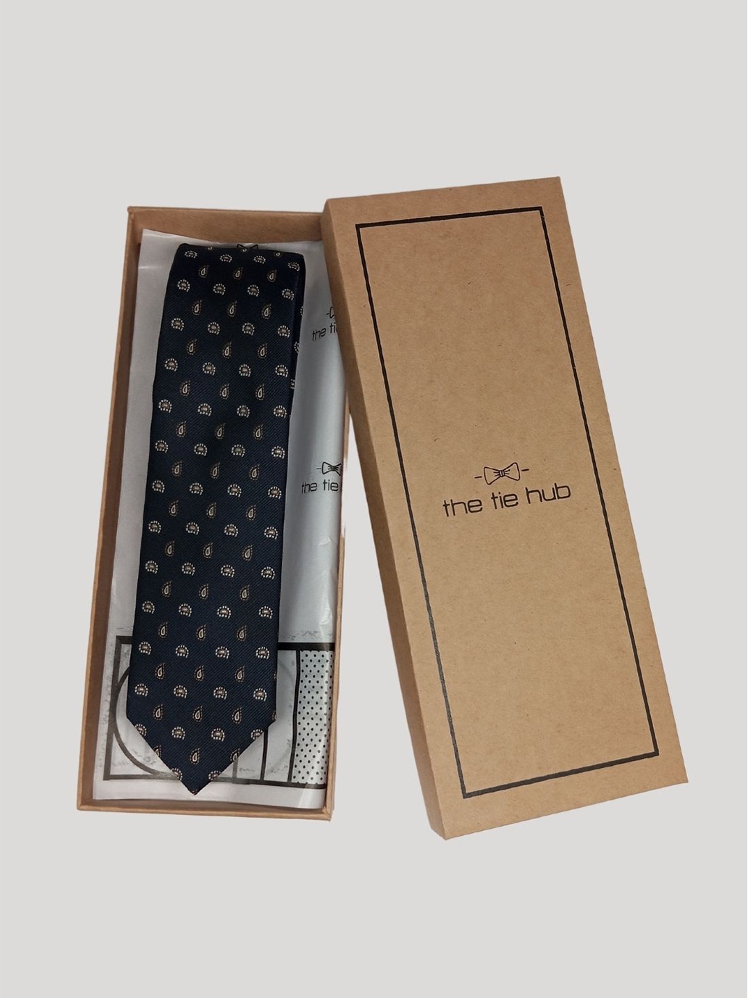 

The Tie Hub Men Paisley Woven Silk Design Broad Tie, Navy blue