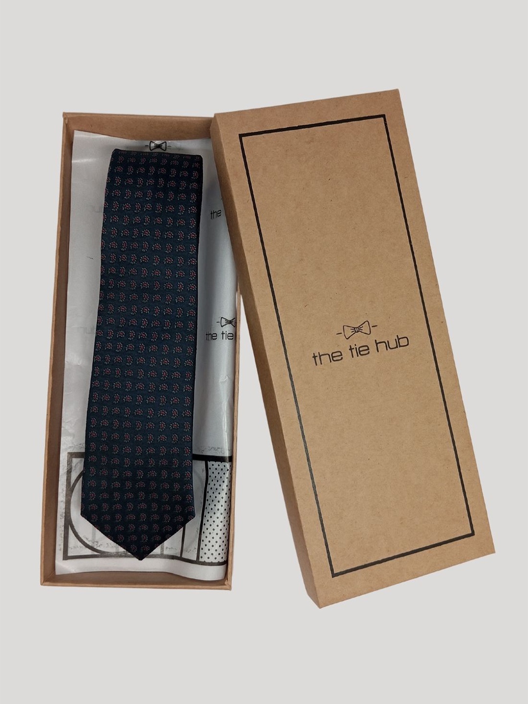 

The Tie Hub Men Paisley Woven Silk Design Broad Tie, Navy blue