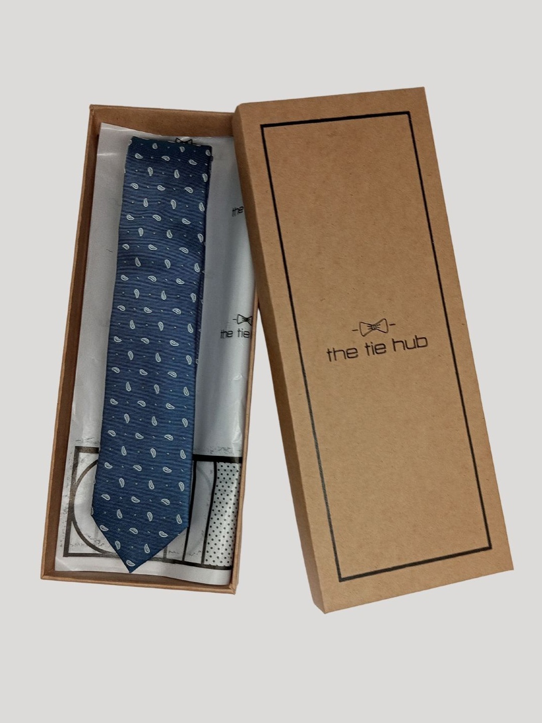 

The Tie Hub Men Silk Woven Design Broad Tie, Blue