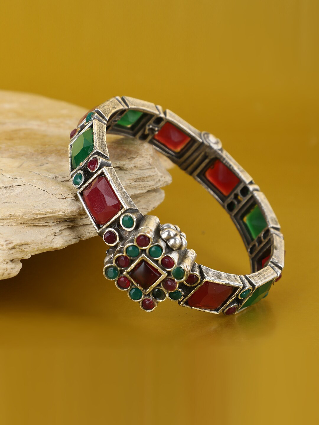 

Sangria Silver-Plated Oxidised Bracelet