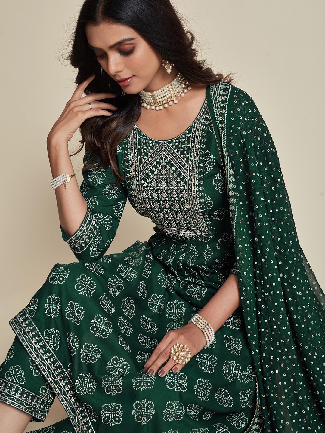 

Ishin Bandhani Printed Empire Thread Work Kurta with Trousers & Dupatta, Green