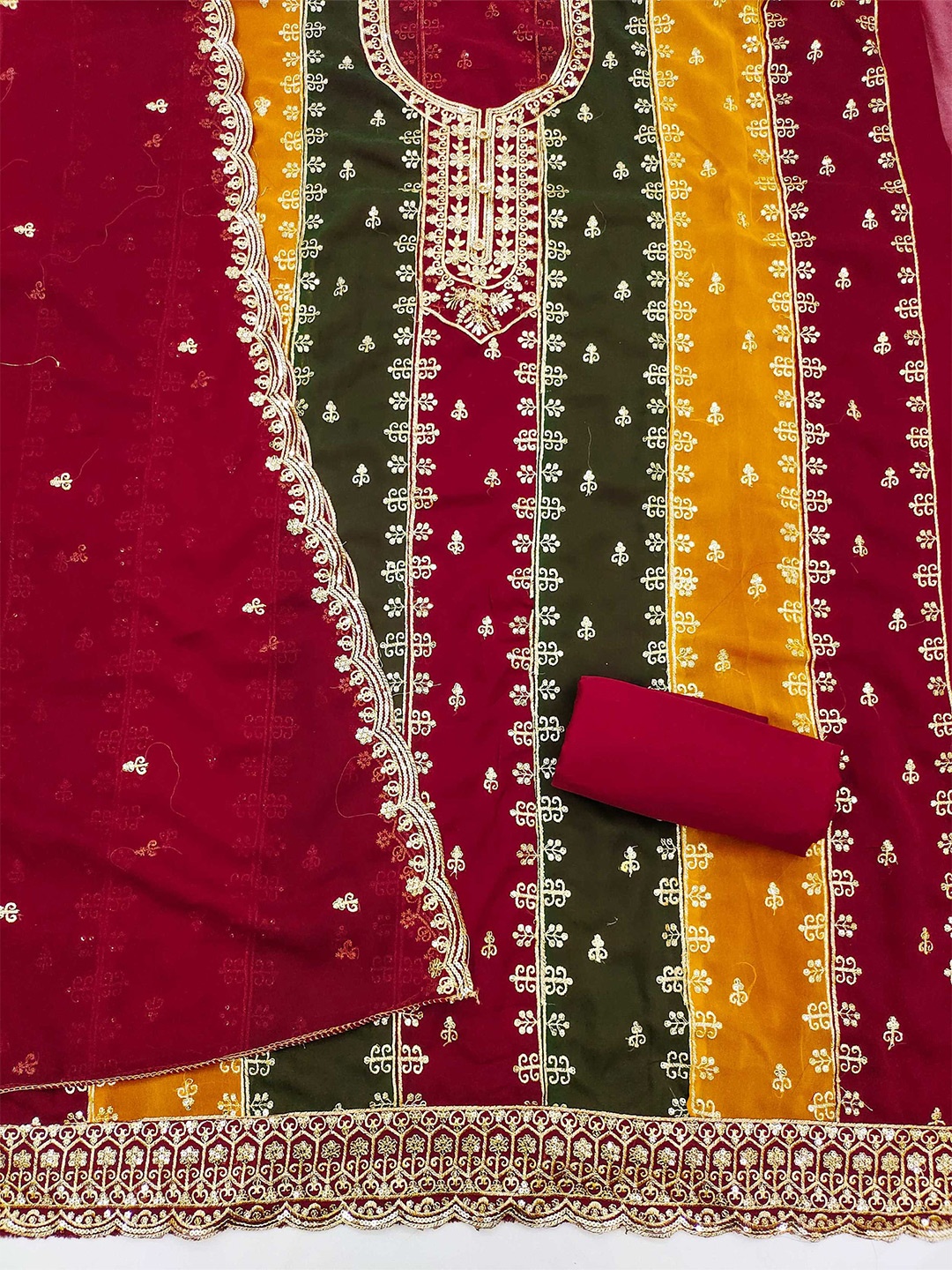 

KALINI Ethnic Motifs Embroidered Thread Work Detailed Unstitched Dress Material, Green