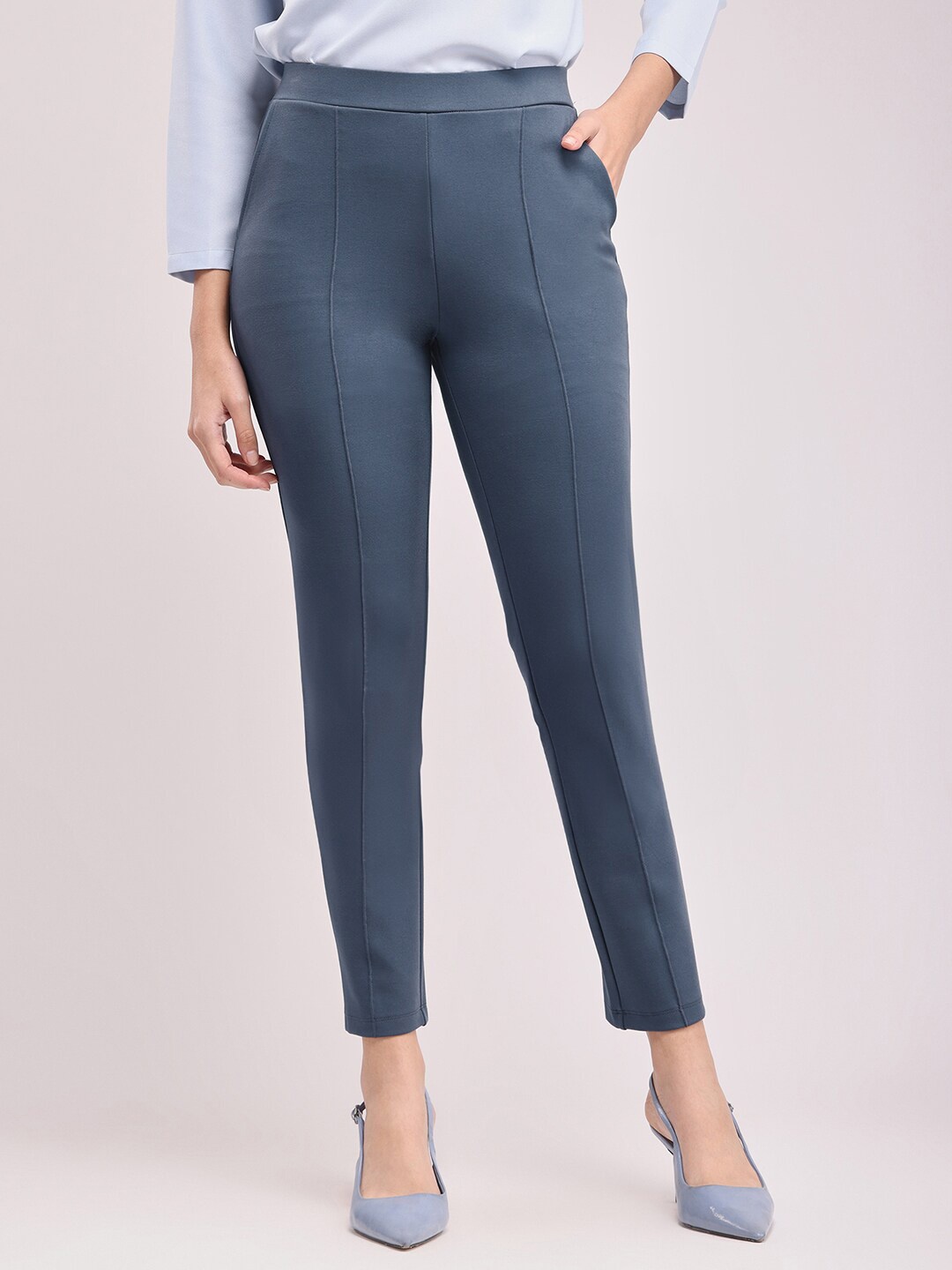 

FableStreet Livin Straight Fit Grey Trousers