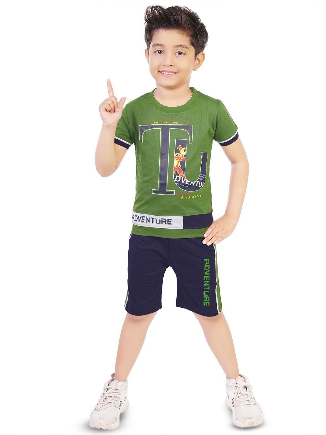 

CELEBRITY CLUB Boys Typography Printed T-shirt with Shorts, Green