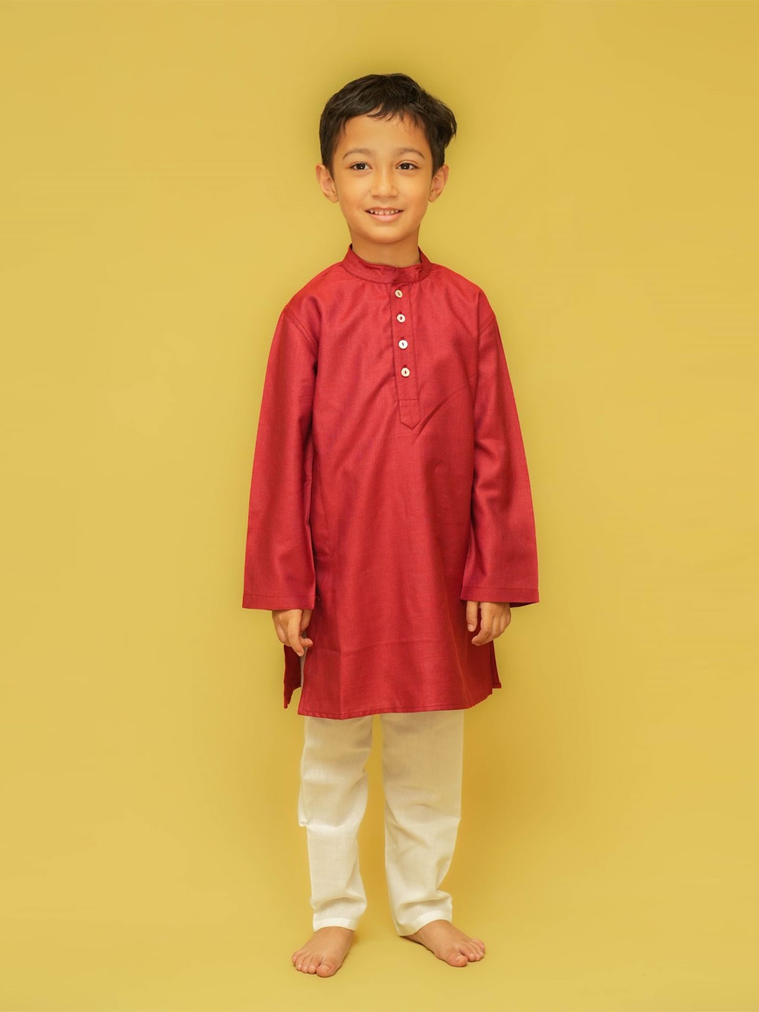 

Klephant Boys Mandarin Collar Straight Silk Kurta, Red