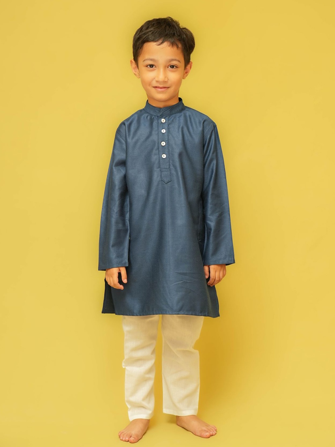 

Klephant Boys Mandarin Collar Straight Silk Kurta, Navy blue