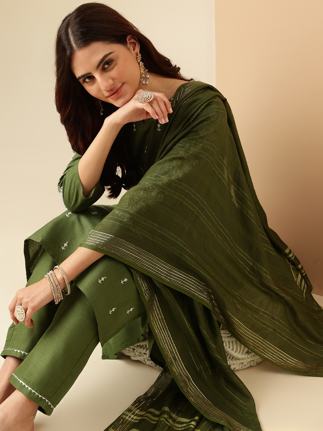 

Anouk Ethnic Motifs Embroidered Notch Neck Thread Work Kurta With Trousers & Dupatta, Olive