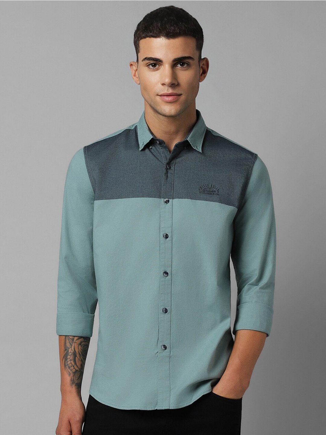 

Allen Solly Spread Collar Long Sleeves Cotton Opaque Colourblocked Casual Shirt, Green