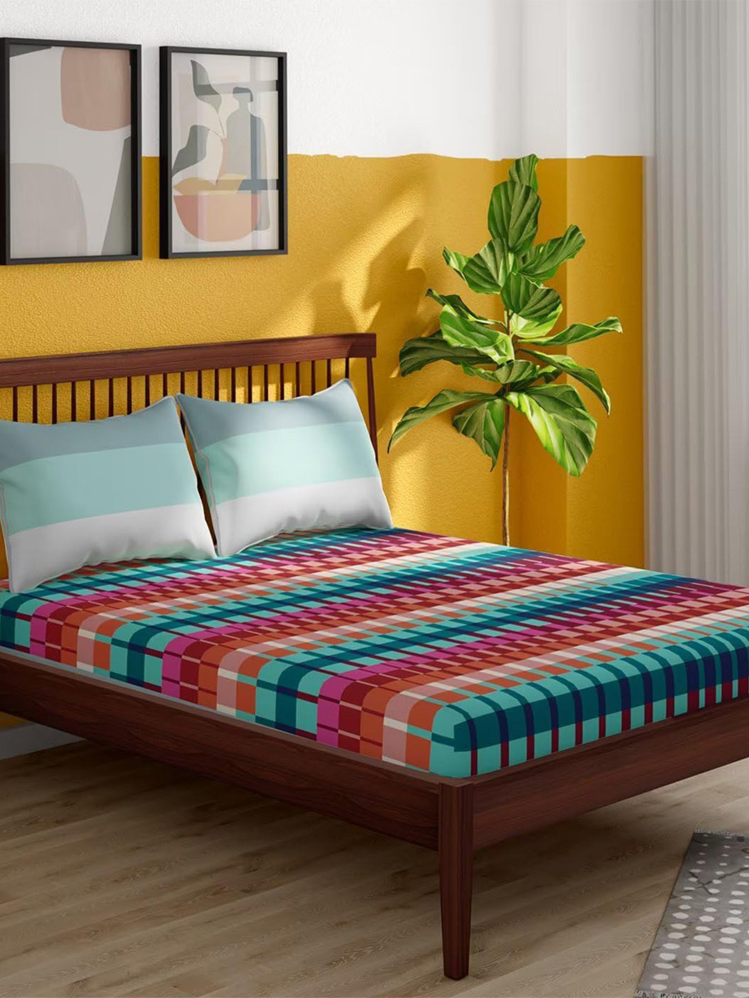 

Portico Blue & Red Geometric Cotton 180 TC King Bedsheet with 2 Pillow Covers