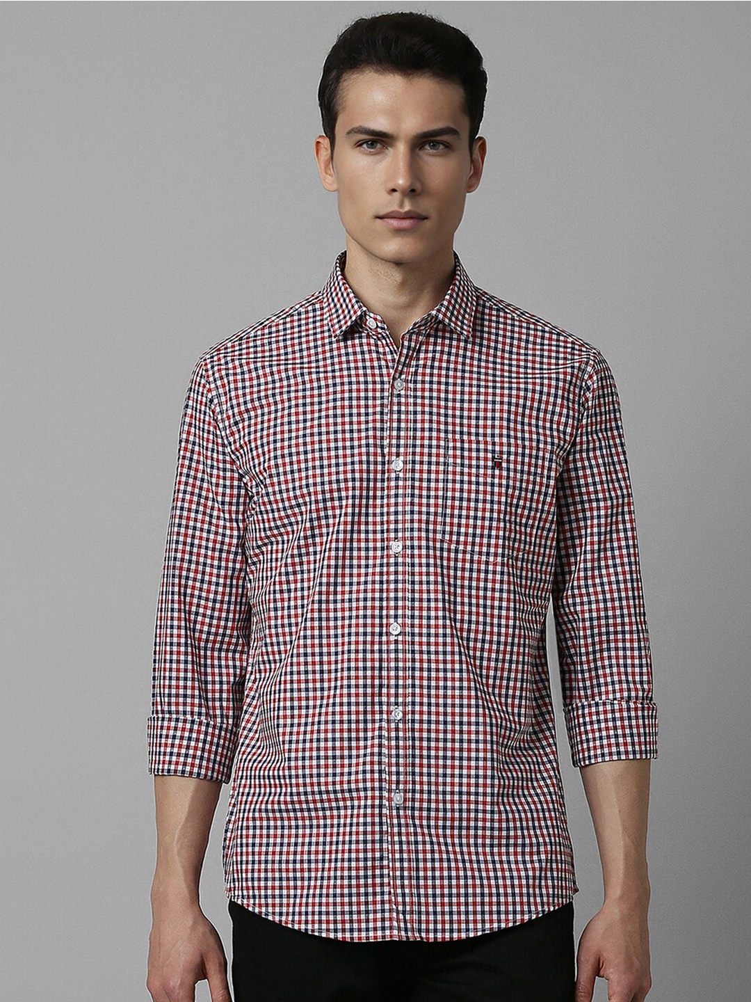 

Louis Philippe Sport spread collar Slim Fit Opaque Checked Cotton Casual Shirt, Blue