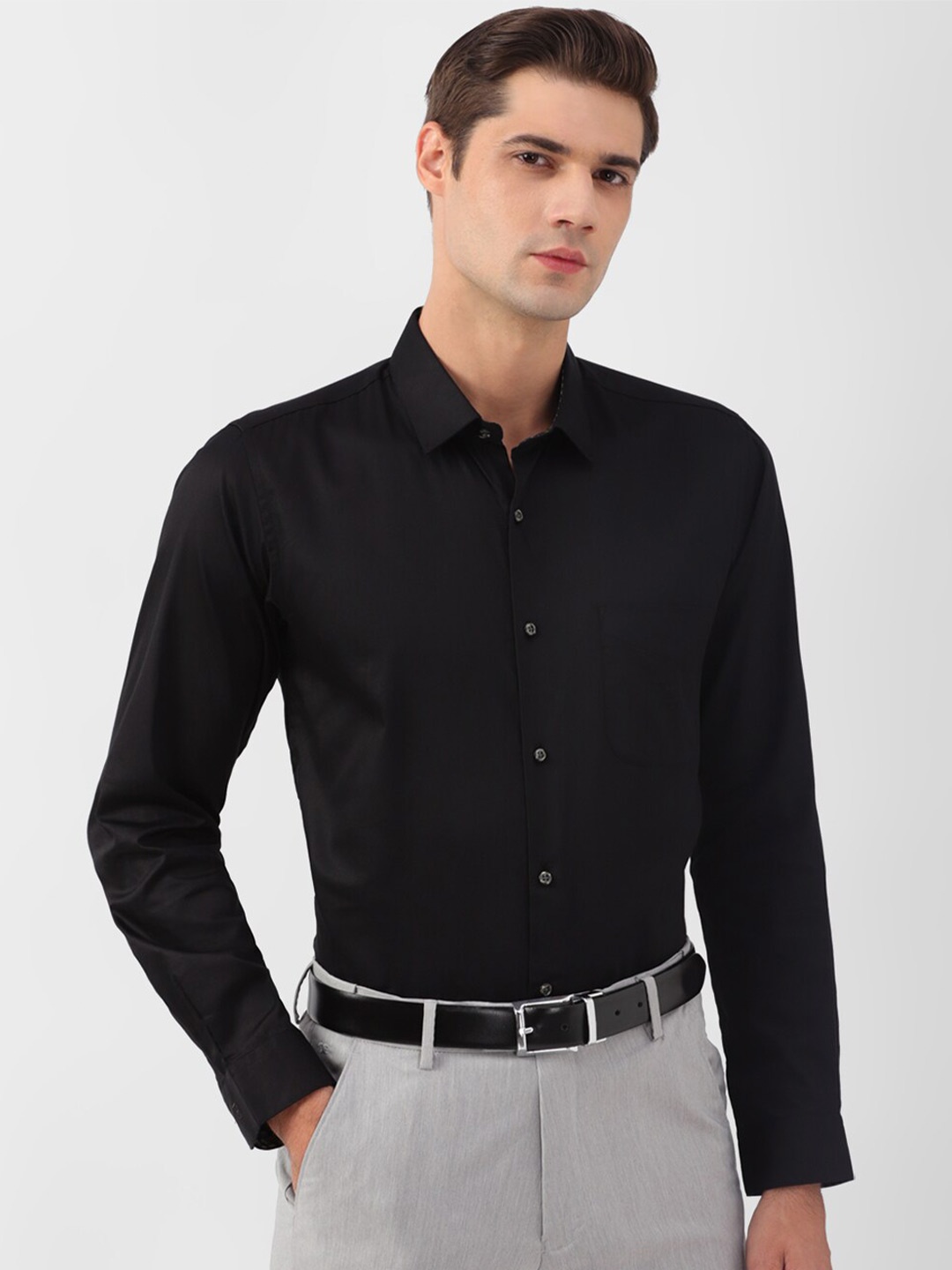 

Peter England Slim Fit Spread Collar Long Sleeves Cotton Formal Shirt, Black