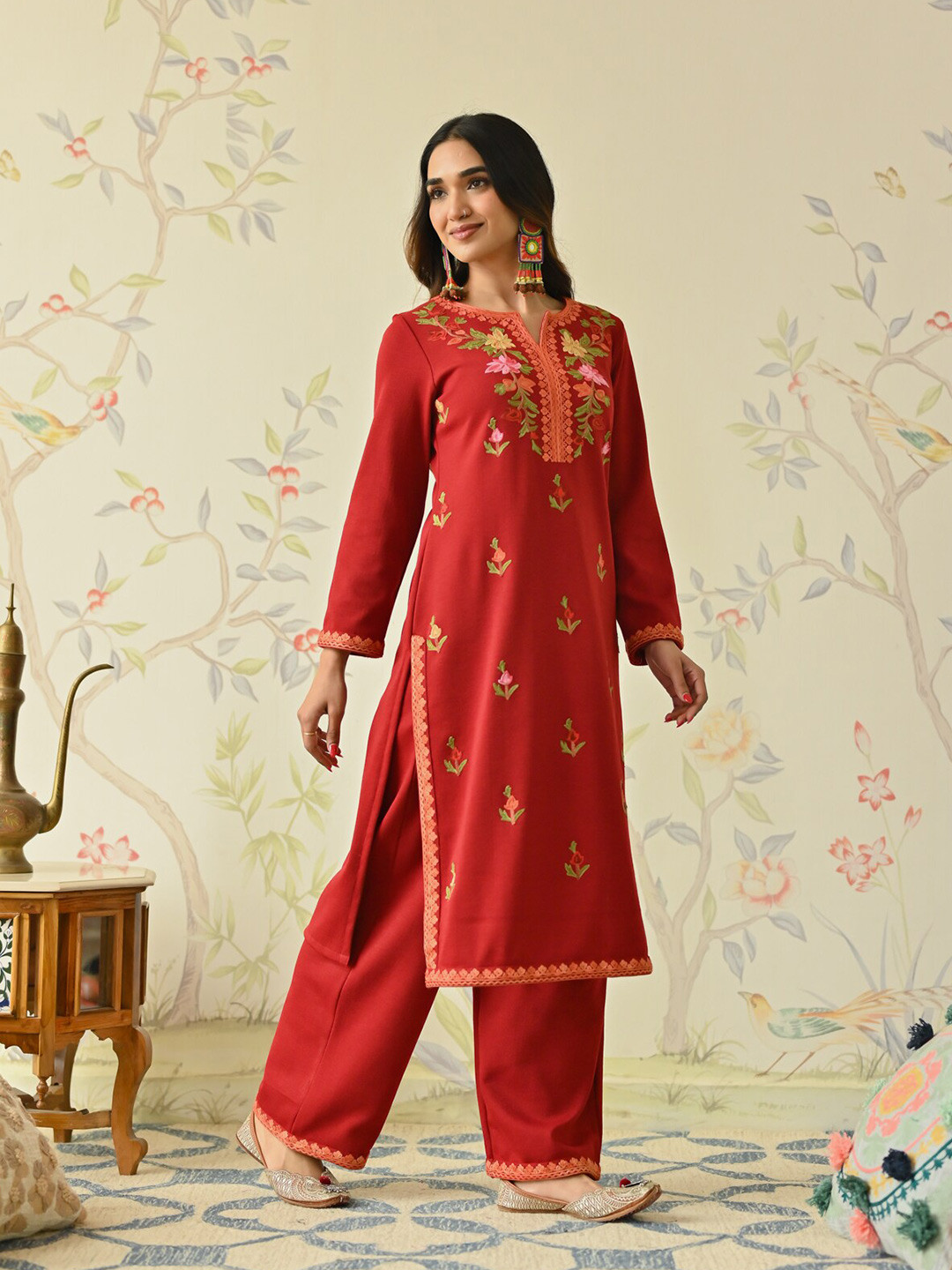 

Rustorange Floral Embroidered Acrylic Straight Kurta, Maroon