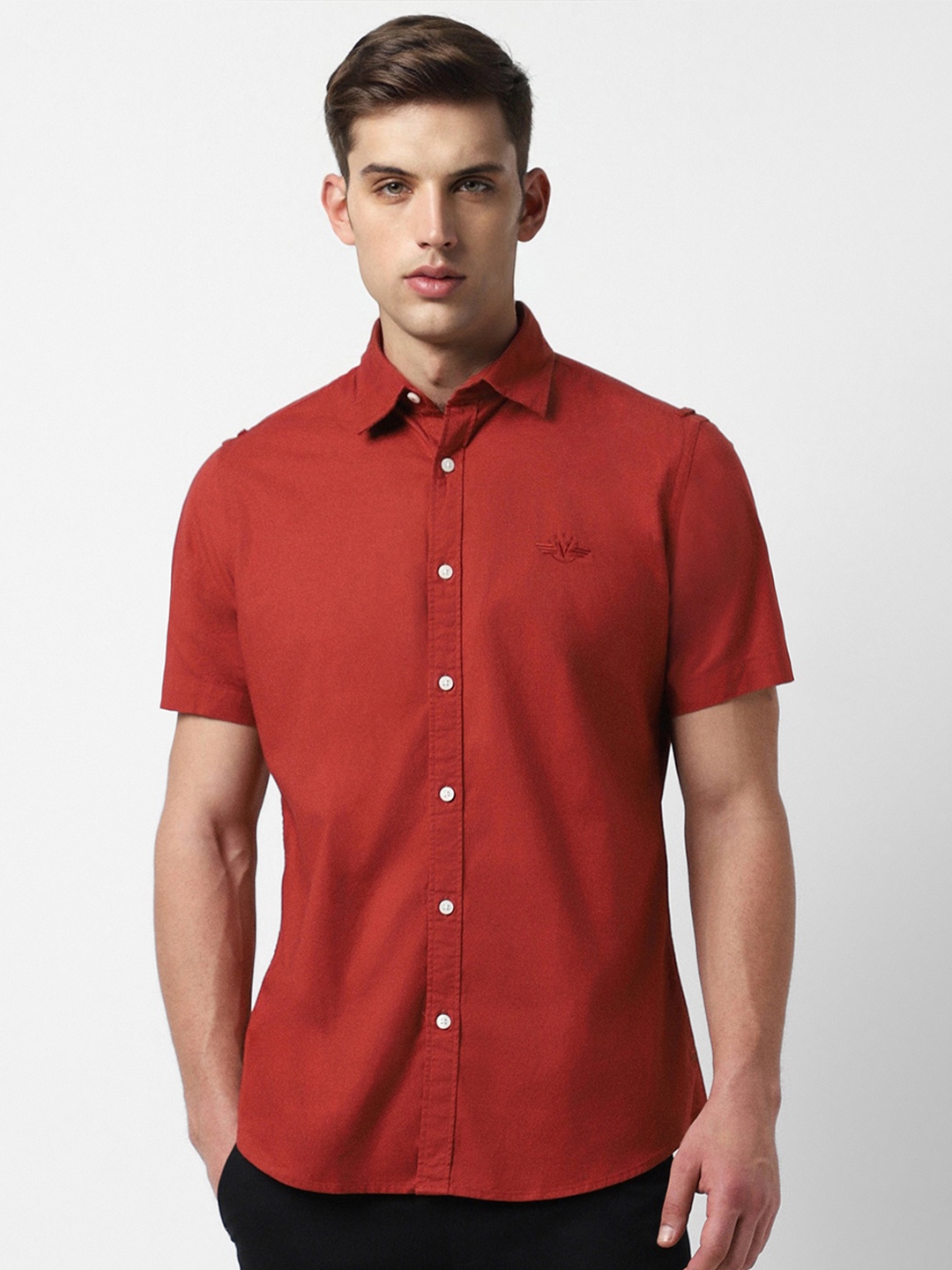 

Van Heusen Sport Men Red Slim Fit Opaque Casual Shirt
