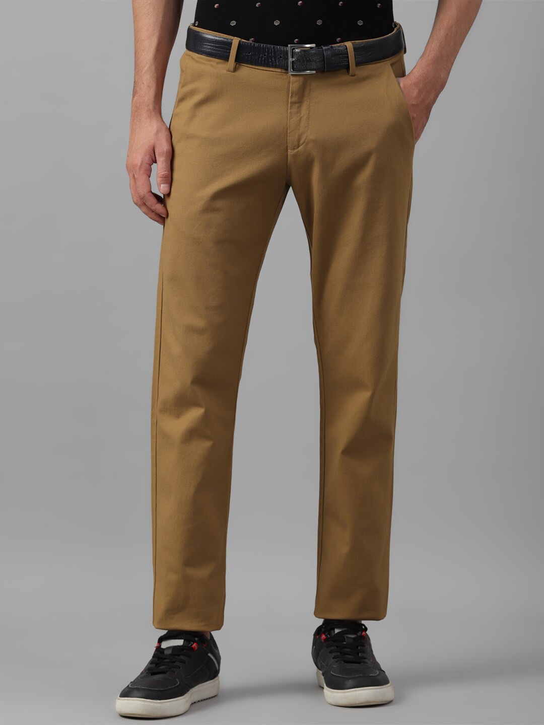 

Allen Solly Men Slim Fit Flat-Front Mid-Rise Cotton Casual Trousers, Brown