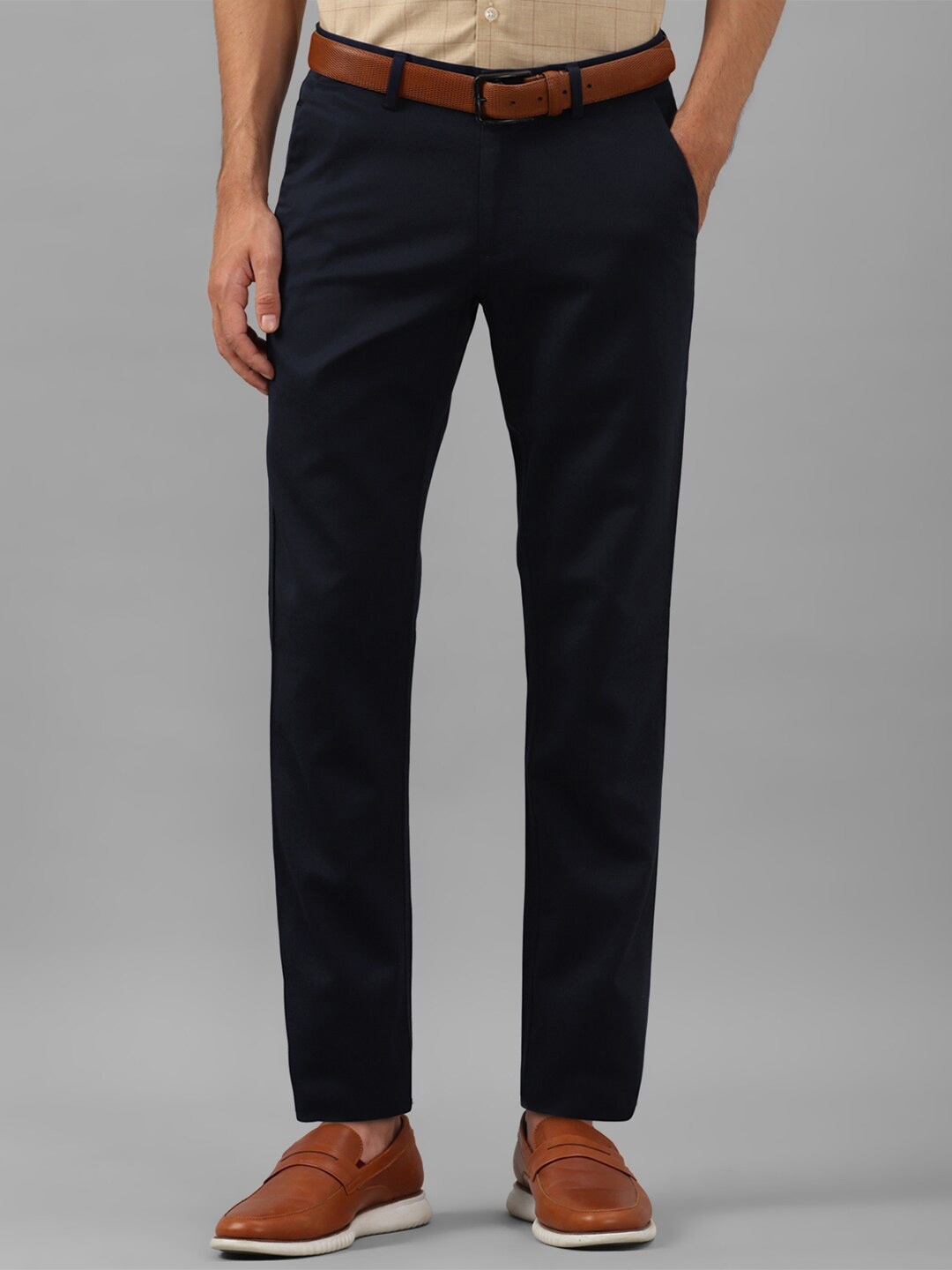 

Allen Solly Men Slim Fit Flat-Front Mid-Rise Cotton Casual Trousers, Navy blue