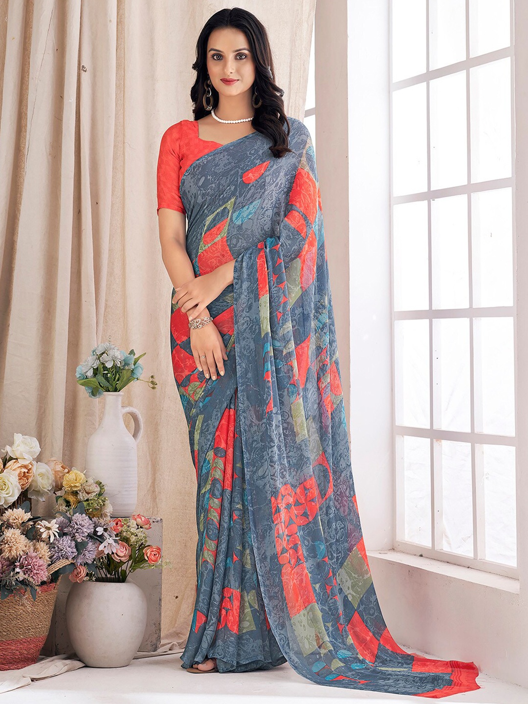 

Mitera Grey & Red Pure Chiffon Saree