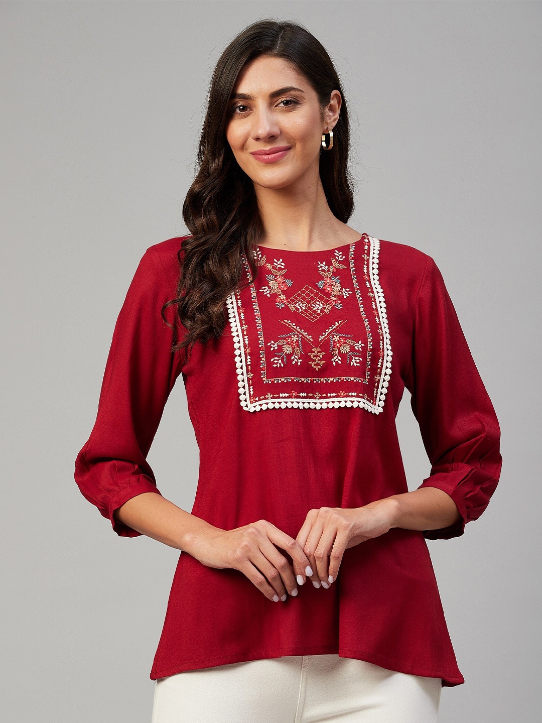 

Chemistry Floral Embroidered Cotton A Line Top, Maroon