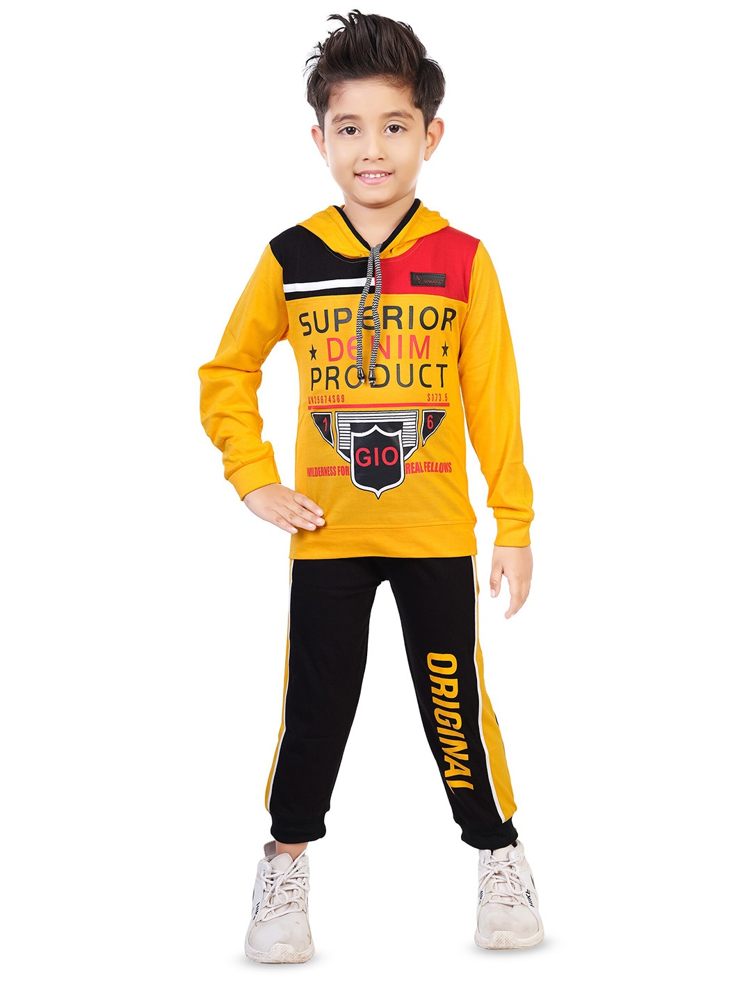 

BAESD Boys Printed Hooded T-shirt with Trousers, Yellow
