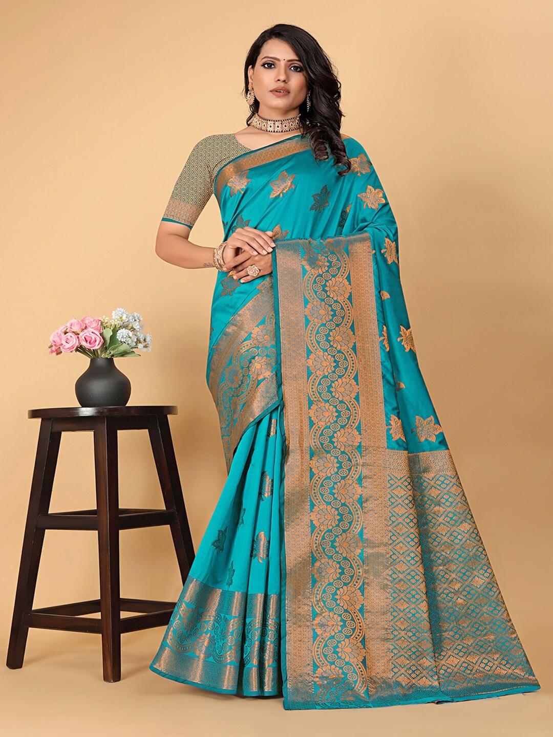 

Pionex Floral Woven Design Zari Pure Silk Banarasi Saree, Blue