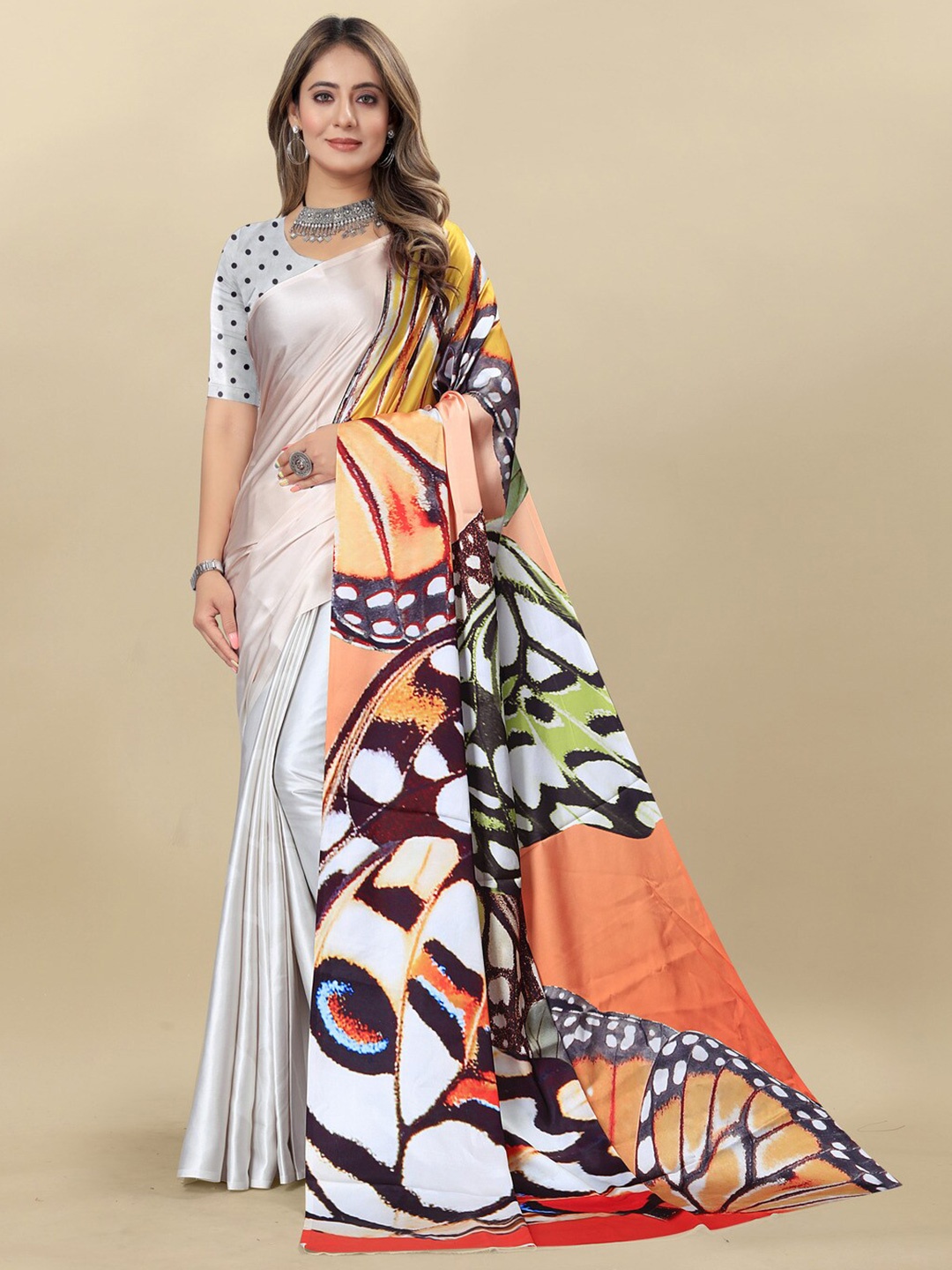 

MOKSHA DESIGNS Floral Print Satin Saree, Cream