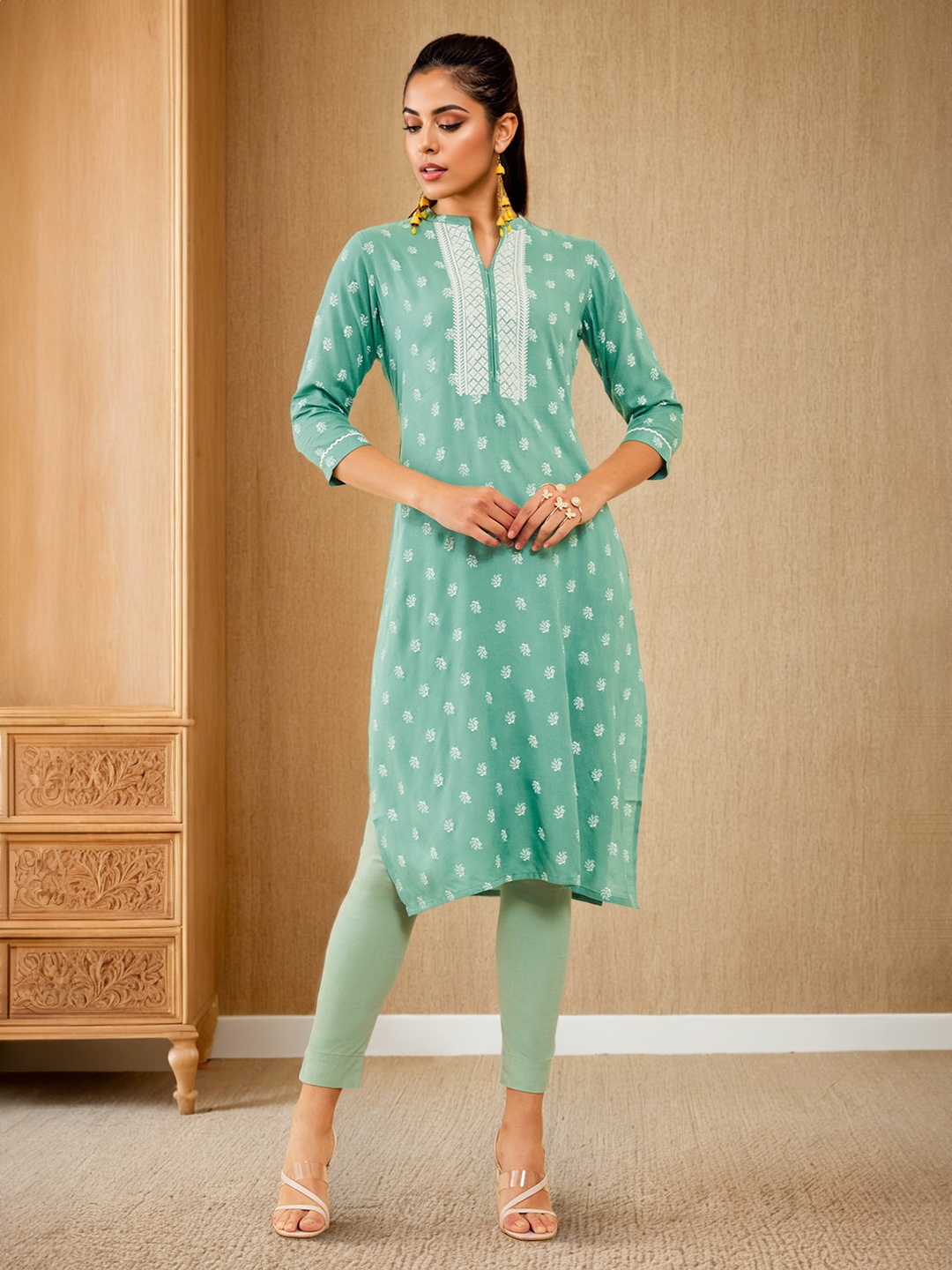 

Soch Ethnic Motifs Printed Thread Work Mandarin Collar Straight Kurta, Green