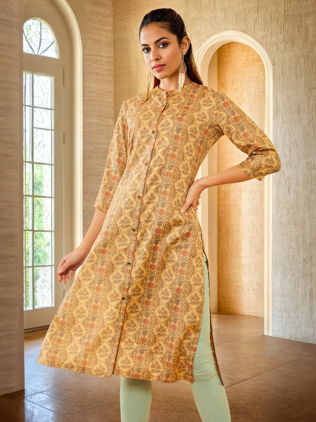 

Soch Floral Printed Mandarin Collar Straight Kurta, Beige