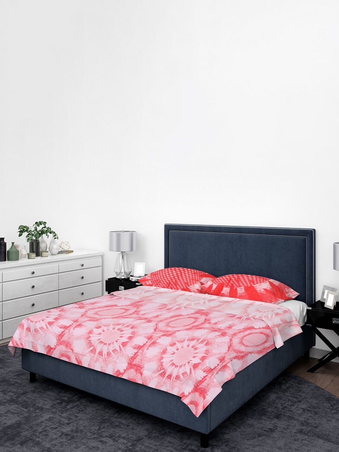

BOMBAY DYEING Red & White Abstract Cotton 104 TC Queen Bedsheet With 2 Pillow Covers