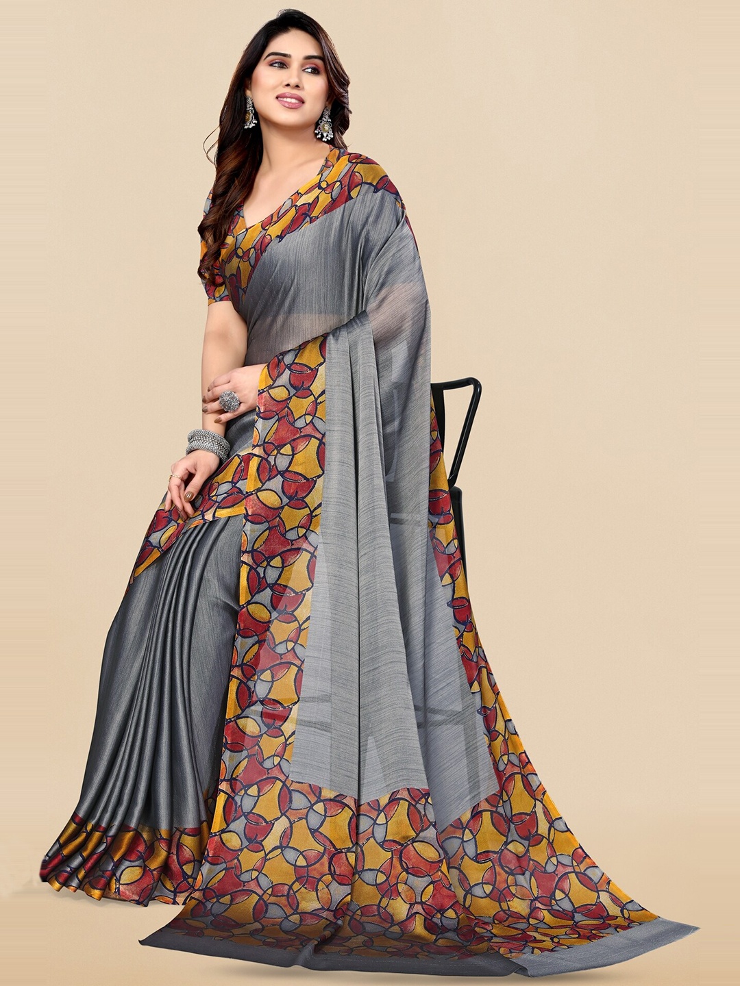 

KALINI Geometric Printed Saree, Grey