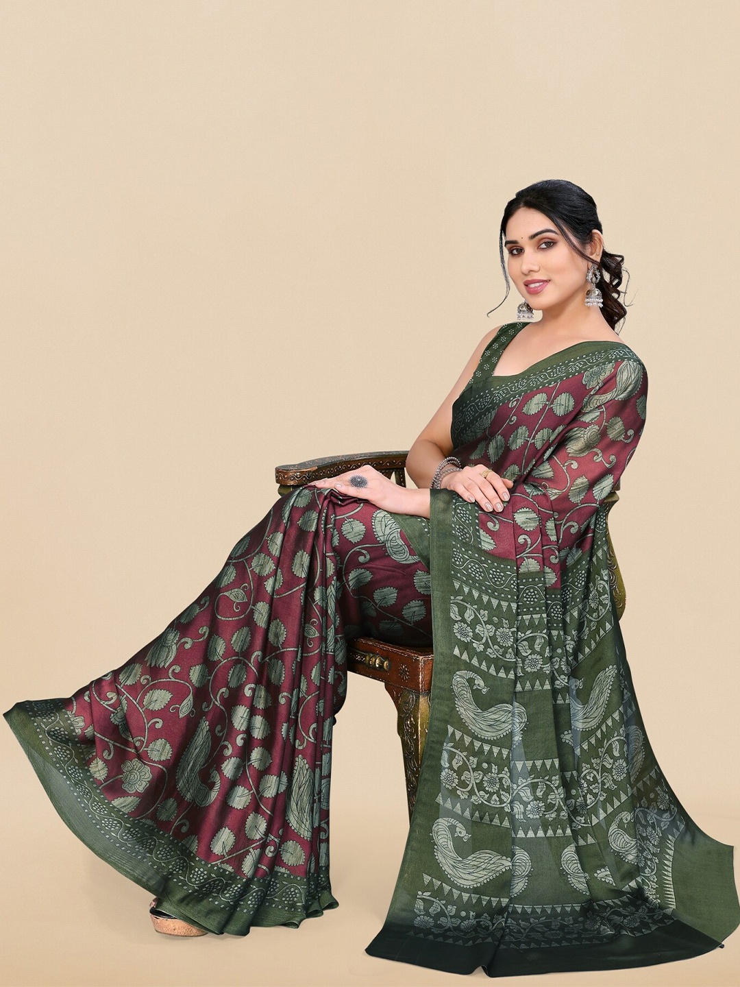 

KALINI Floral Printed Saree, Maroon