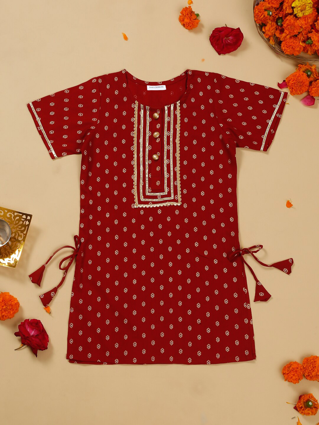 

SAKA DESIGNS Girls Ethnic Motifs Foil Printed Kurta with Sequinned Detail, Maroon