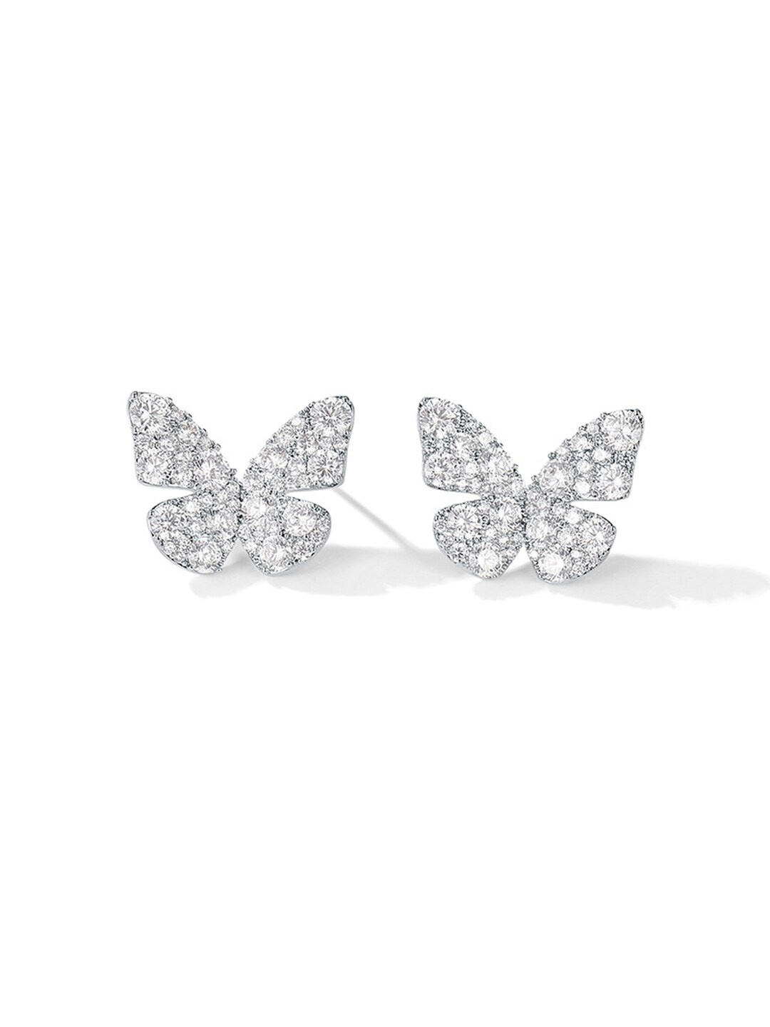 

FIMBUL Silver-Plated Contemporary Stud Earrings