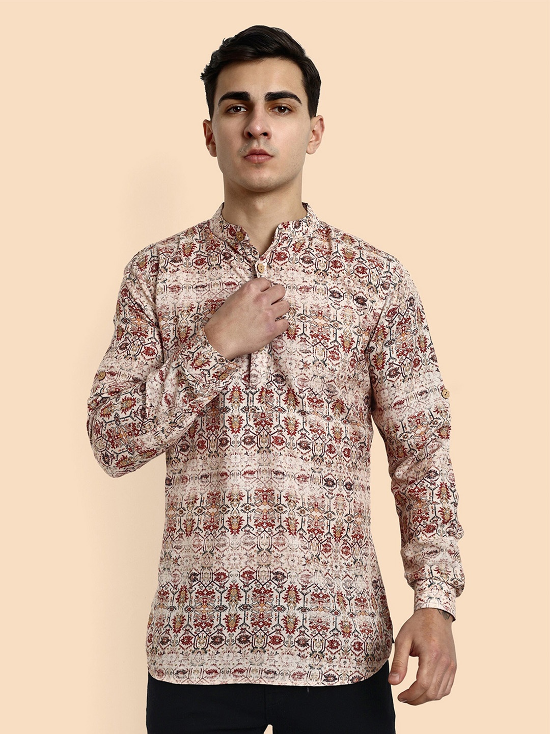 

Vardha Ethnic Motifs Printed Mandarin Collar Cotton Pathani Kurta, Off white