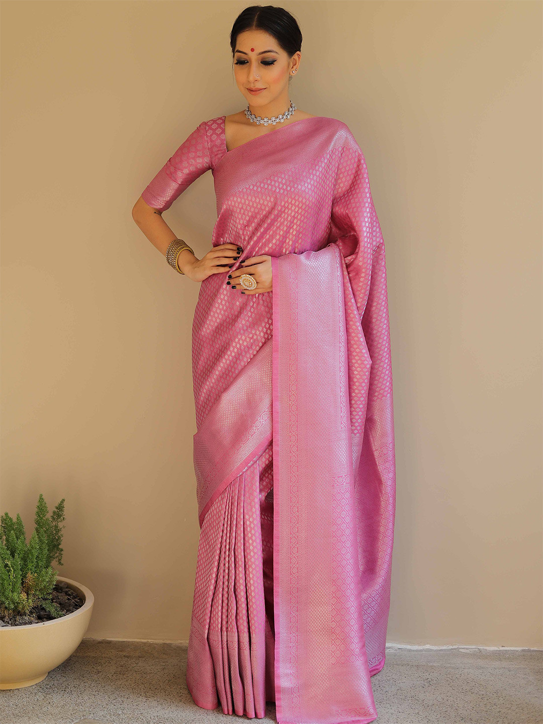 

Banarasee Ethnic Motifs Woven Design Zari Banarasi Saree, Pink