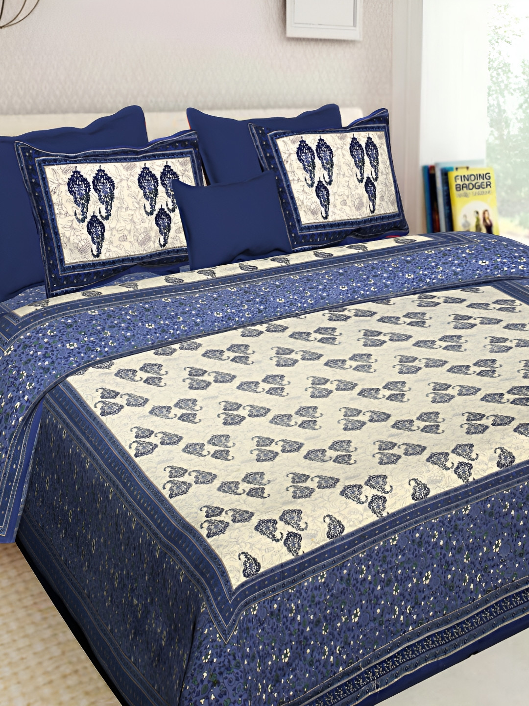 

BOMBAY SPEED Blue Floral 180 TC King Bedsheet with 2 Pillow Covers