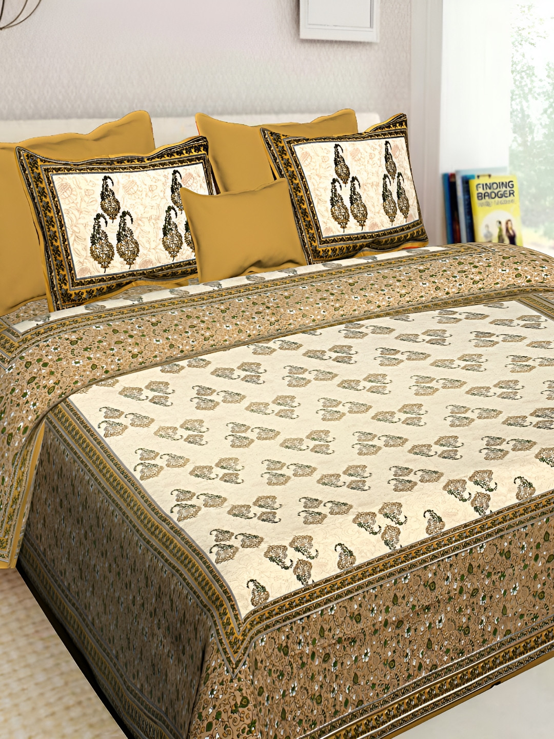 

BOMBAY SPEED Brown Floral 180 TC King Bedsheet with 2 Pillow Covers