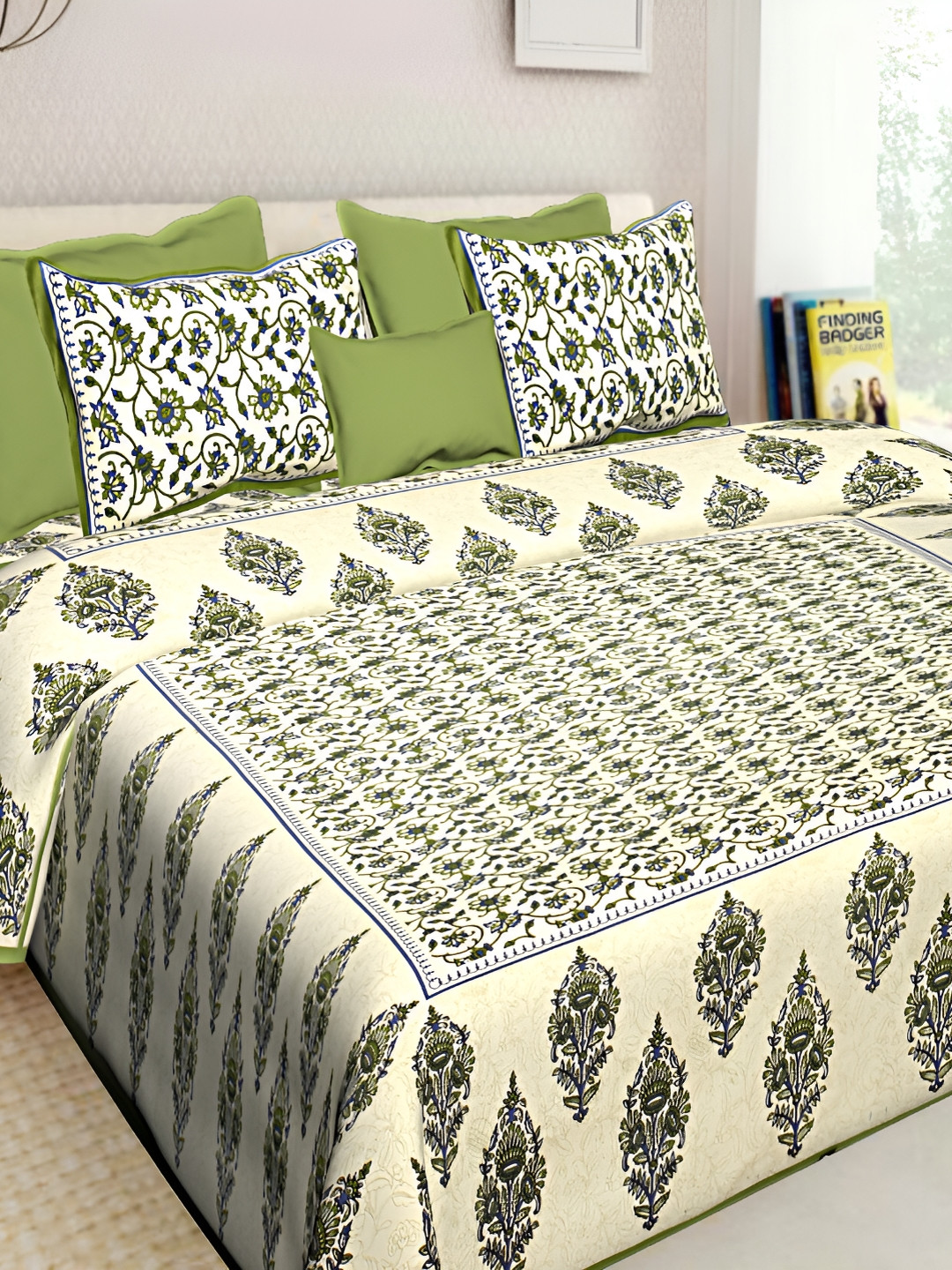 

BOMBAY SPEED Green Floral 180 TC King Bedsheet with 2 Pillow Covers