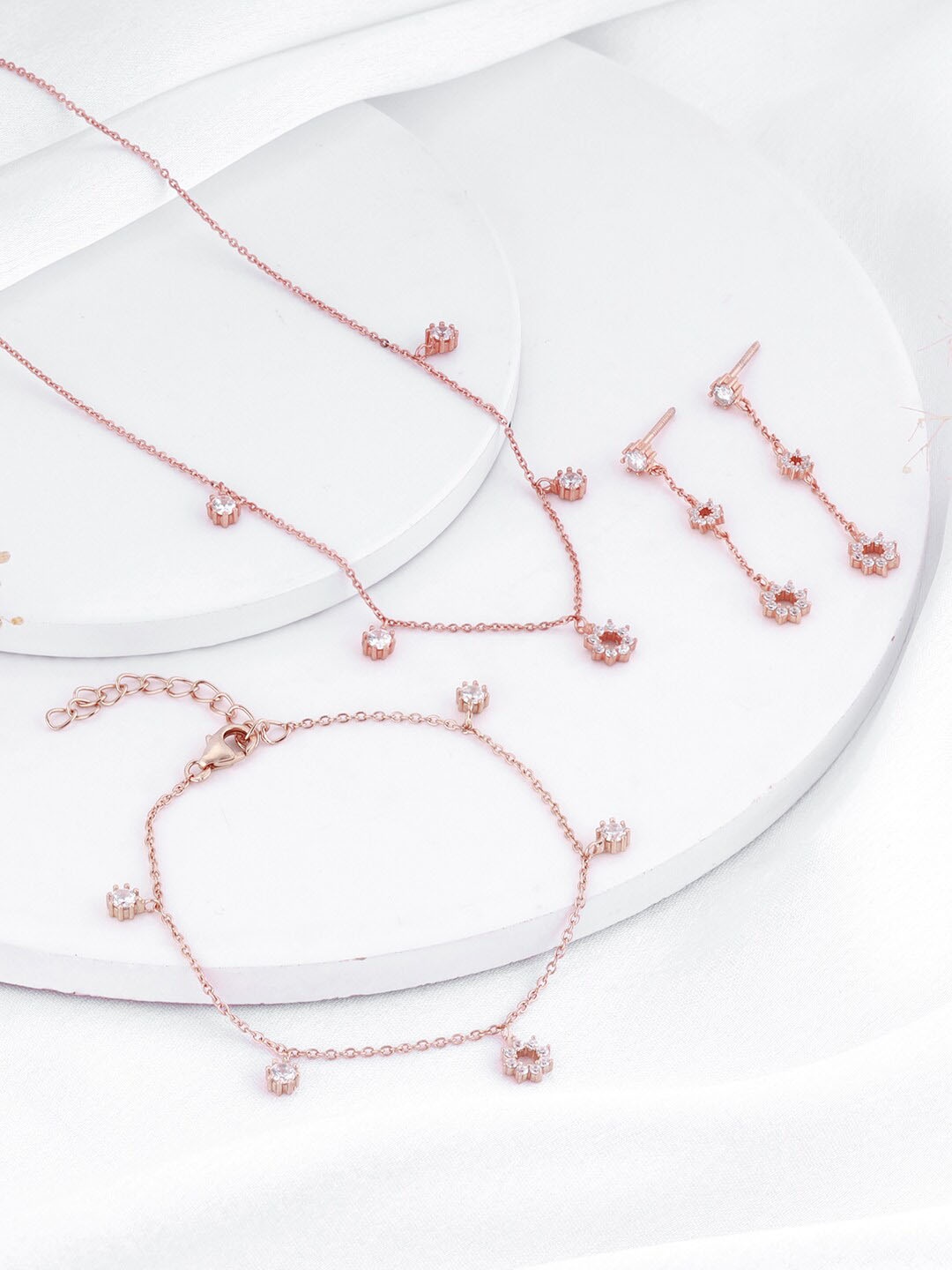 

GIVA 925 Sterling Silver Rose Gold-Plated Stones-Studded Jewellery Set