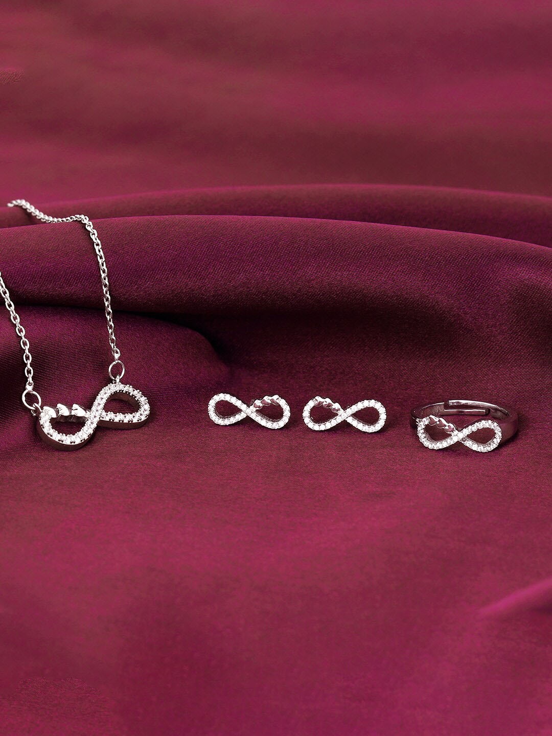 

GIVA Silver-Plated 925 Sterling Stone-Studded Jewellery Set