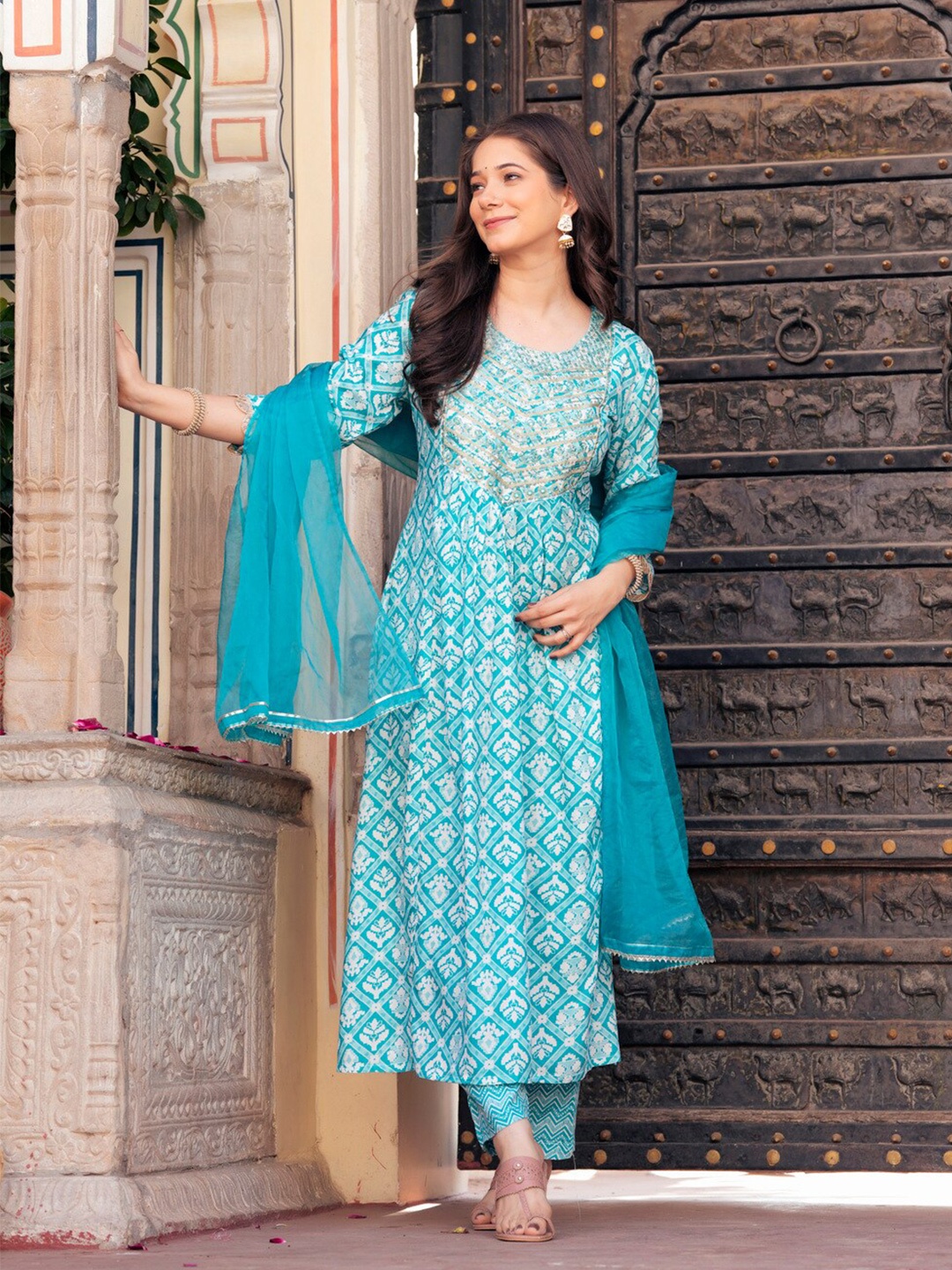 

SAABHI Floral Printed A-Line Kurta With Palazzos & Dupatta, Turquoise blue