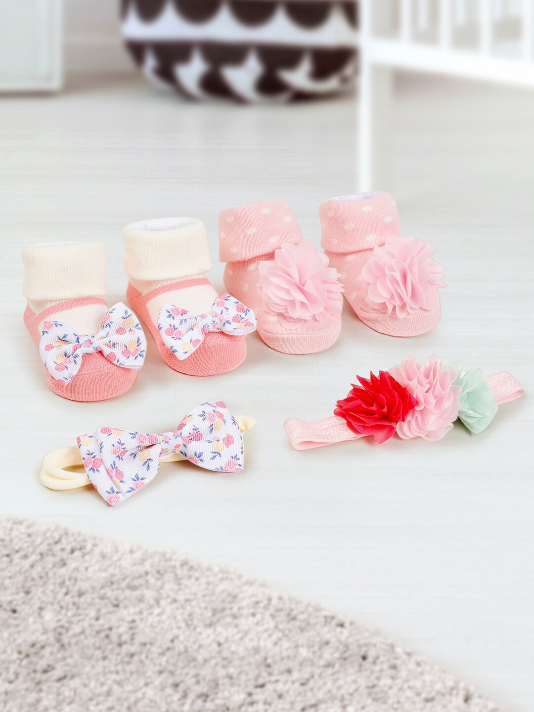 

Baby Moo Girls Pack of 4 Hairband And Socks Set, Pink