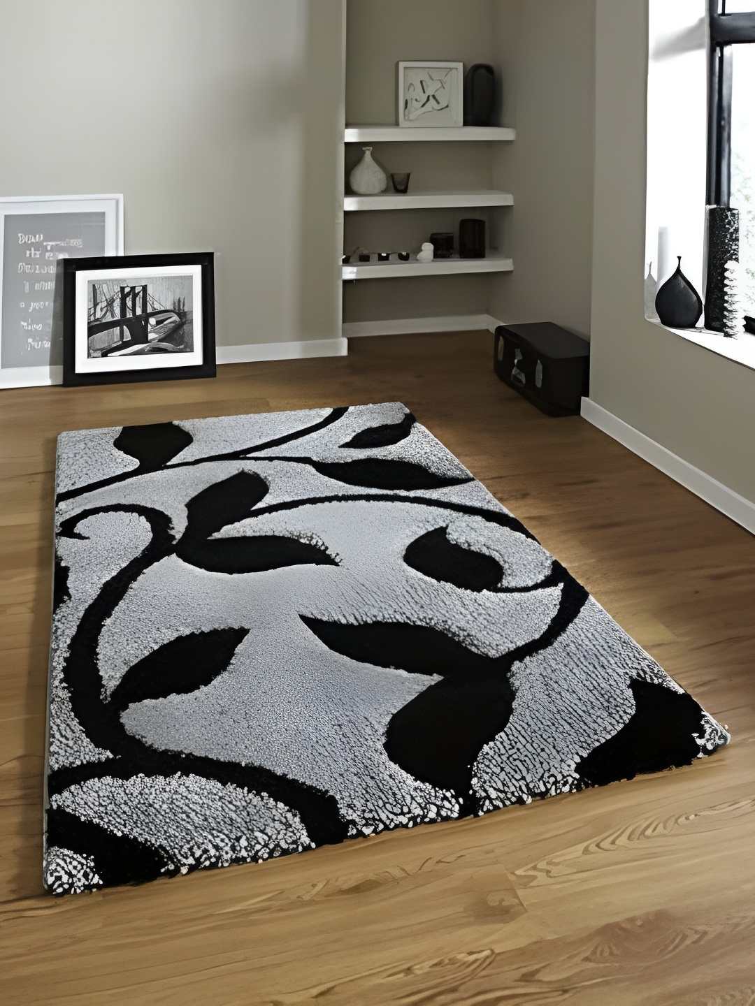 

Shopgallery Grey & Black Floral Printed Anti Skid Carpet