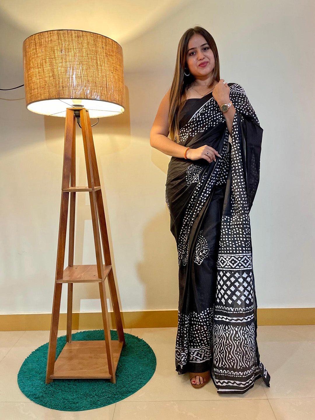 

RADHA LAKSHMI Pure Cotton Ikat Saree, Black