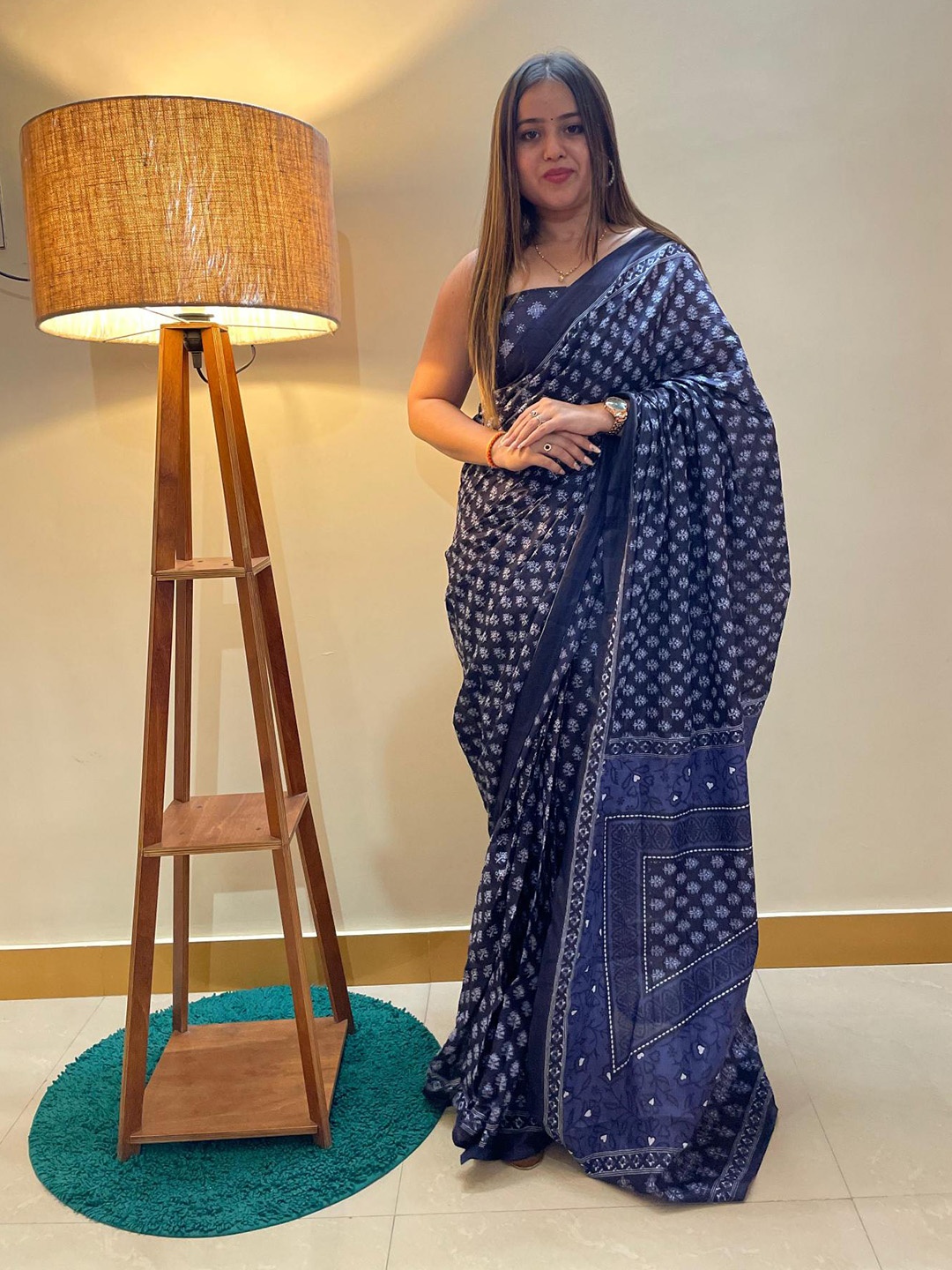 

RADHA LAKSHMI Pure Cotton Ikat Saree, Navy blue
