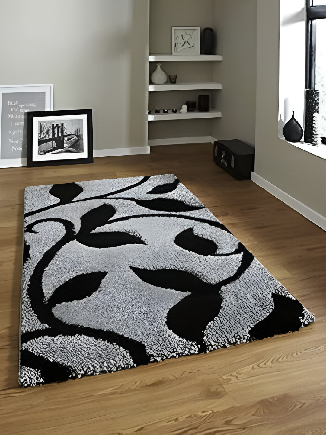

Shopgallery Grey & Black Floral Anti Skid Shaggy Carpet
