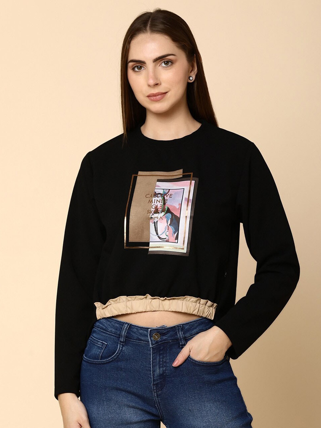 

V-Mart Graphic Printed Long Sleeves Crop Sweatshirt, Black