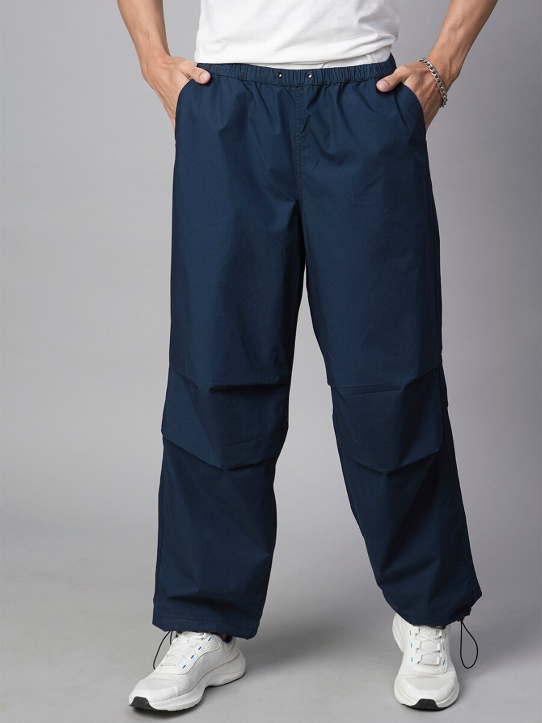 

PRONK Men Cotton Relaxed-Fit Parachute Track Pant, Navy blue